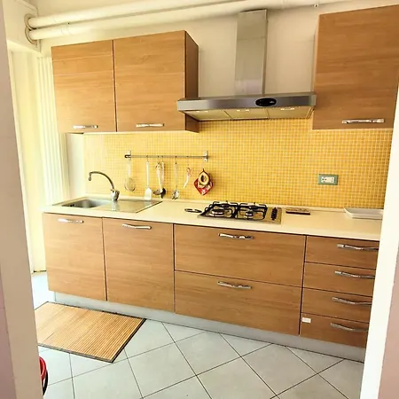 Cn042 - Cesenatico, Comodo Trilocale In Posizione Apartamento Cesenatico