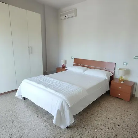 Apartamento Cn042 - Cesenatico, Comodo Trilocale In Posizione